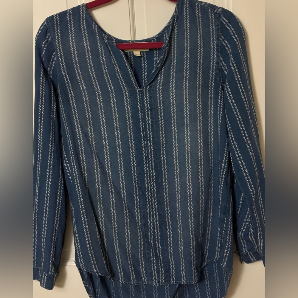 Cloth & Stone Distressed Linen Top